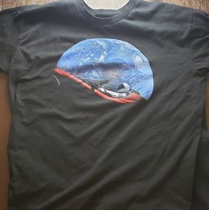 SpaceX Falcon Heavy Launch Car Man T-Shirt